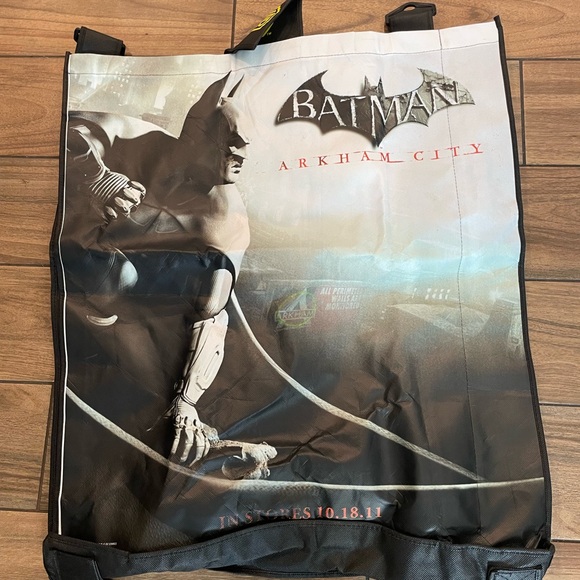 Official 2011 San Diego Comic Con Batman Arkham City Backpack Tote - Picture 2 of 2